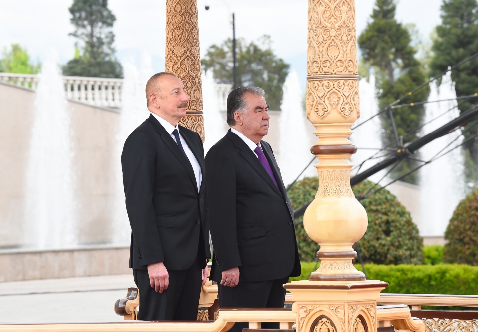 Azərbaycan və Tacikistan prezidentlərinin geniş tərkibdə görüşü oldu (YENİLƏNİB/FOTO)