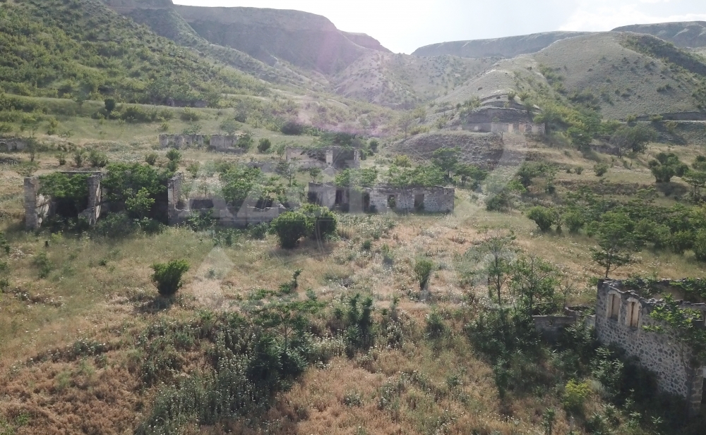 Ermənilərin viran qoyduğu daha bir kəndimiz (FOTOLAR)