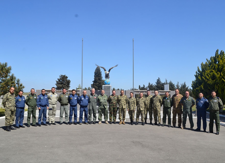 NATO-nun mobil təlim qrupu Azərbaycana gəldi (FOTOLAR)