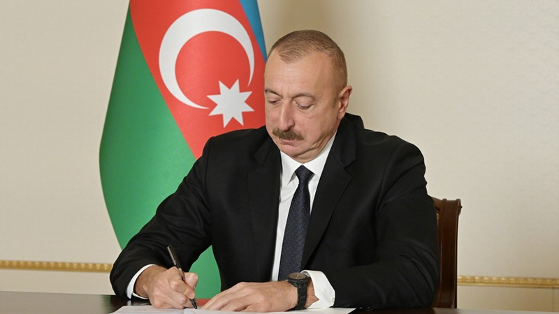Prezident İnam Kərimovu vəzifəsindən azad etdi (SƏRƏNCAM)