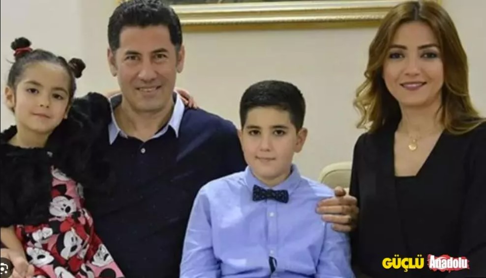 Sinan Oğanın həyat yoldaşı kimdir? (FOTOLAR)