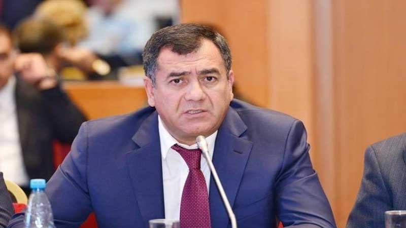 Deputatdan AZAL-a qarşı sərt çıxış: "63 milyondan 26 milyonunu özündə saxlayıb"