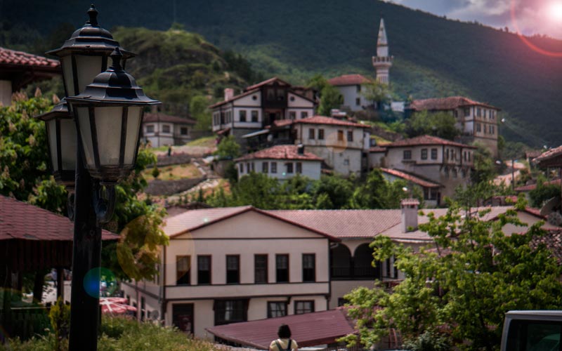 Türkiyənin əsrarəngiz məkanı - Taraklı (FOTO)