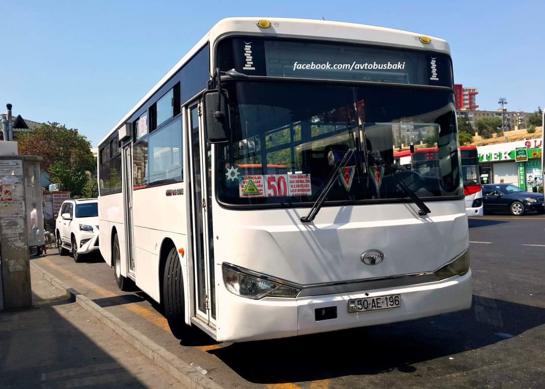 Bu avtobusda nağd ödəniş ləğv edildi