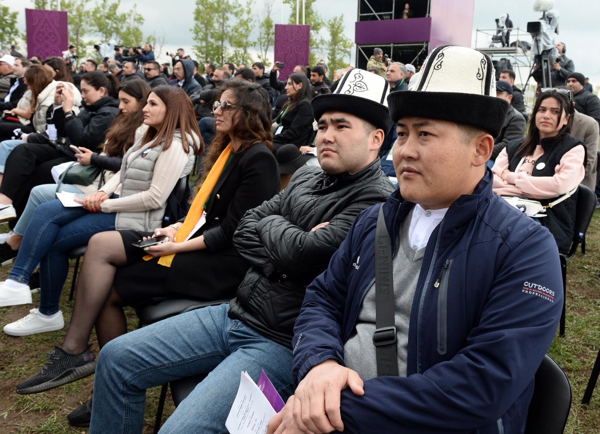 Cıdır düzündə “Xarıbülbül” festivalının açılış konserti oldu (FOTO)