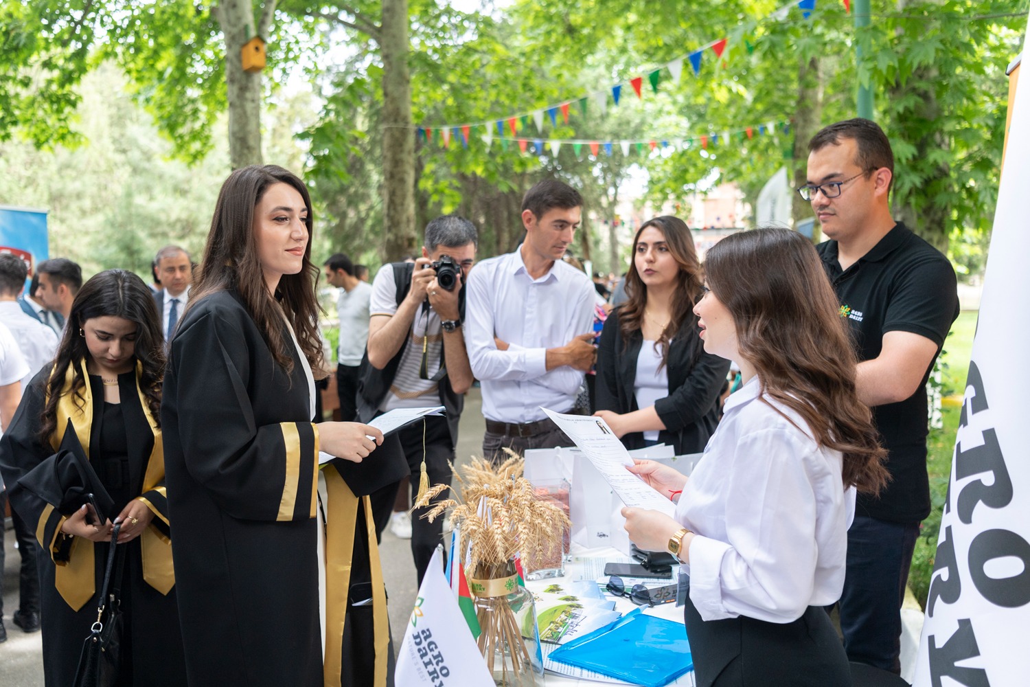 ADAU-da Karyera Sərgisi: 75-dən çox müəssisə, 800-dən çox vakant yer (FOTO)