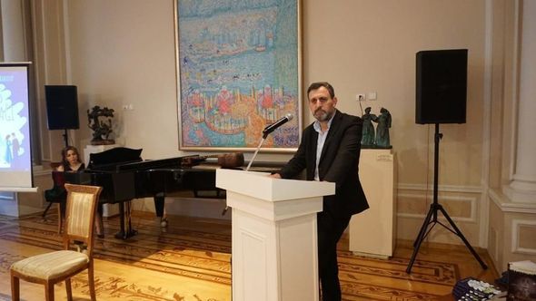 Adəm İsmayıl Bakuvinin “Paris üçbucağı” romanının təqdimatı keçirildi (FOTO)