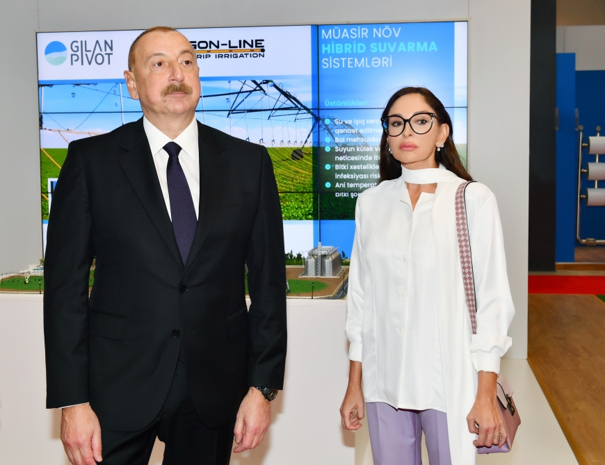 Prezident və birinci xanım Bakıda keçirilən sərgilərlə tanış olub (FOTO/YENİLƏNİB)