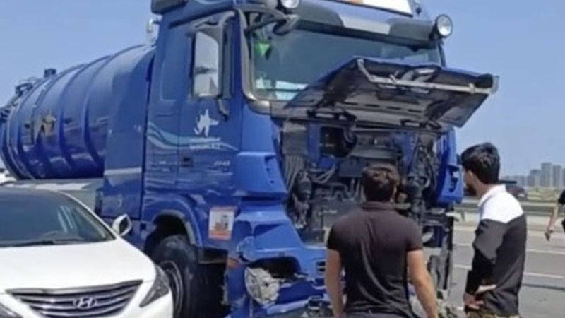 Bakı-Qazax yolunda 13 avtomobil bir-birinə belə dəydi (FOTO/VİDEO)