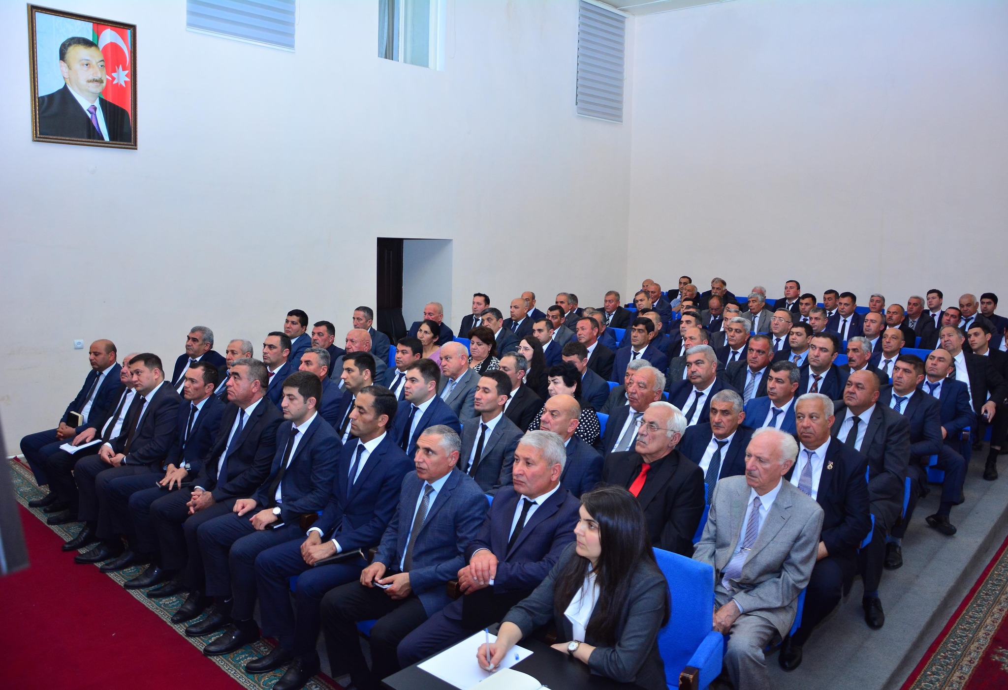 Seymur Orucov iclas keçirdi (FOTOLAR)