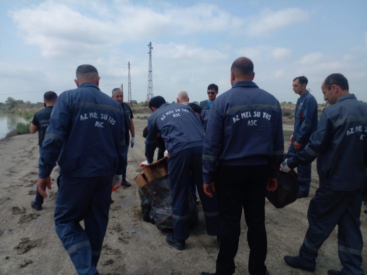 Yevlaxda Ümumdünya Ətraf Mühitin Mühafizəsi Gününə həsr olunmuş təmizlik aksiyası (FOTO)