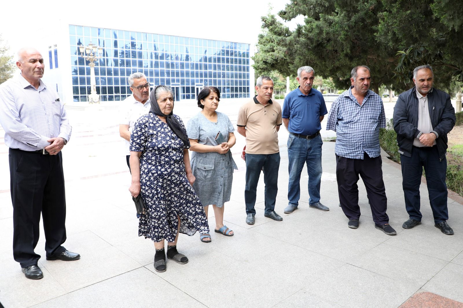 Yevlax sahibkarları “Açıq mikrofon”da suallarını ünvanladı (FOTOLAR)