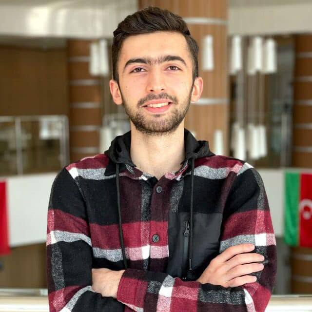 Qəbul imtahanında ən yüksək nəticə göstərən gənc magistratura imtahanında da yüksək bal toplayıb (FOTO)
