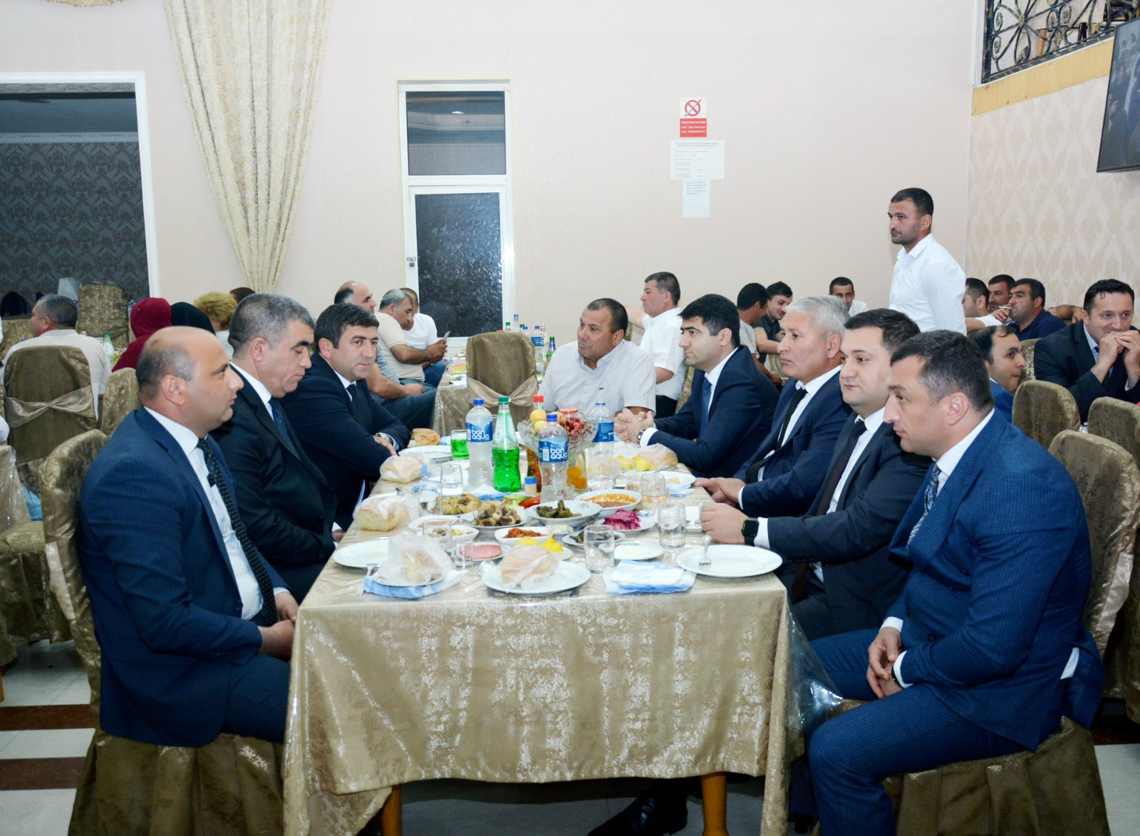 İcra başçısı şəhid qardaşının toyunda iştirak etdi (FOTOLAR)