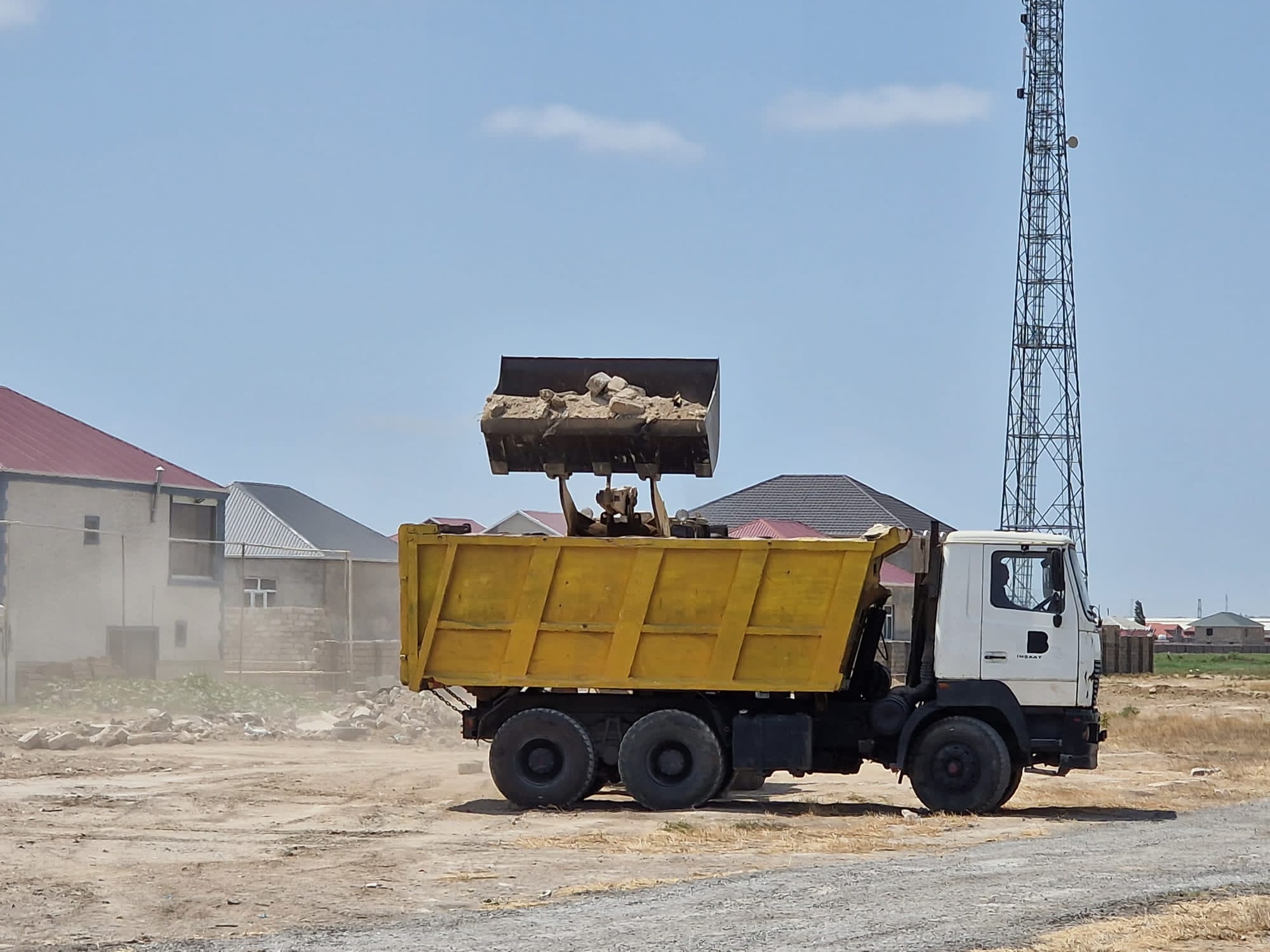Bakıda gecə ilə 60 sot torpaq zəbt olundu - Dövlət qurumları hərəkətə keçdi