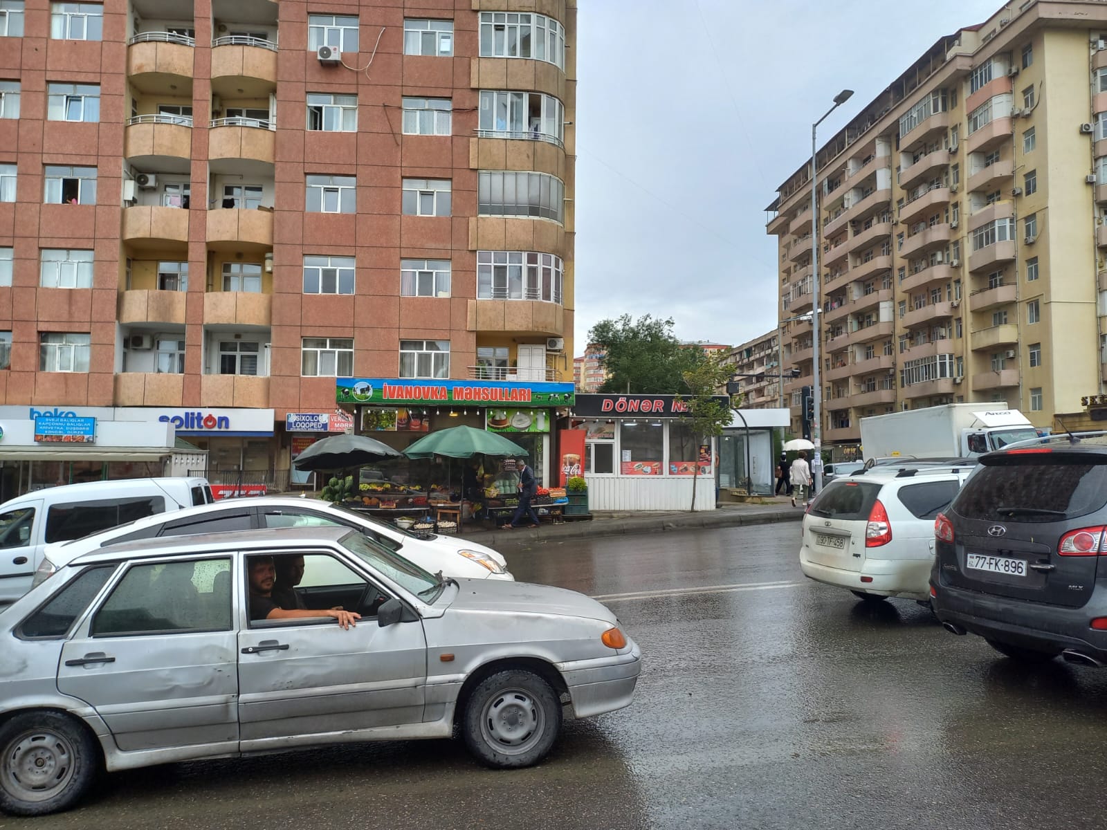 Binəqədi və Yasamalda küçə ticarəti niyə tənzimlənmir? (FOTO/VİDEO)