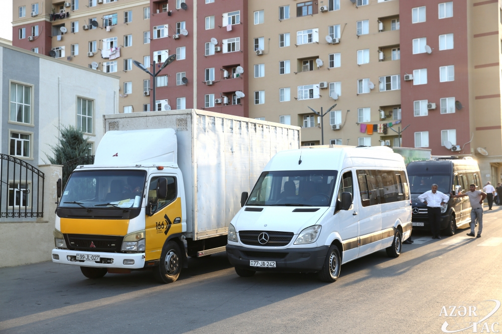 23 ailə Laçın şəhərinə yola salındı (FOTOLAR)