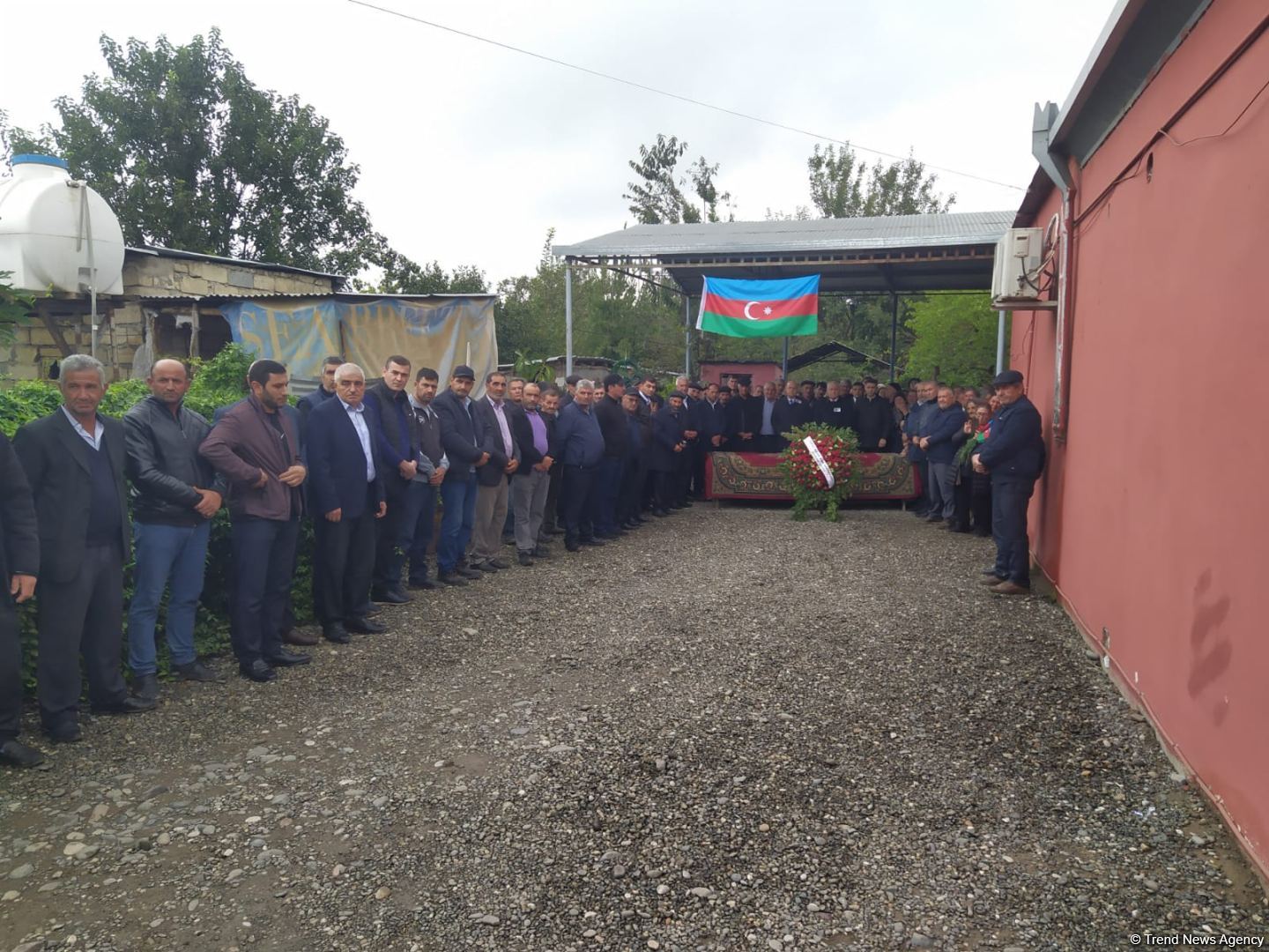 30 ildən sonra nəşi gətirildi, qurban kəsdilər (FOTOLAR)