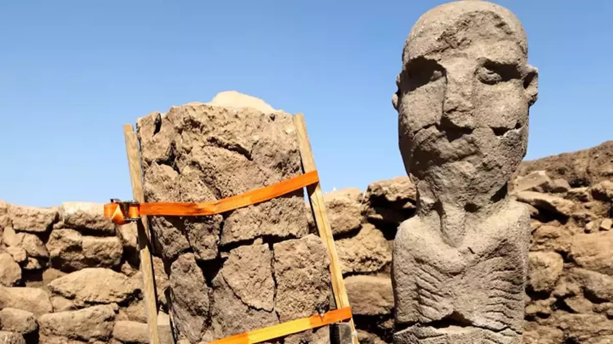 Karahantepe və Göbeklitepedə möhtəşəm kəşflər (FOTO)