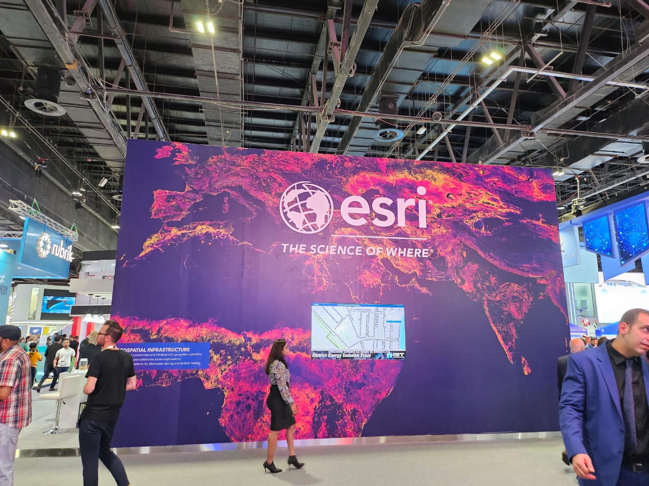 Capitalist komandası bu dəfə dünyaca məşhur texnologiya və süni intellekt forumu GITEX GLOBAL-da iştirak edir!