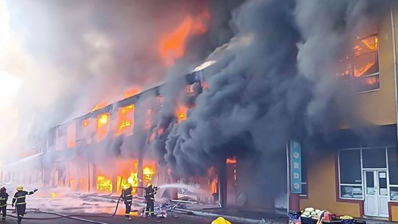 Masallıdakı bazarda baş verən güclü yanğınla bağlı şok iddia Masallıdakı bazarda baş verən güclü yanğınla bağlı şok iddia