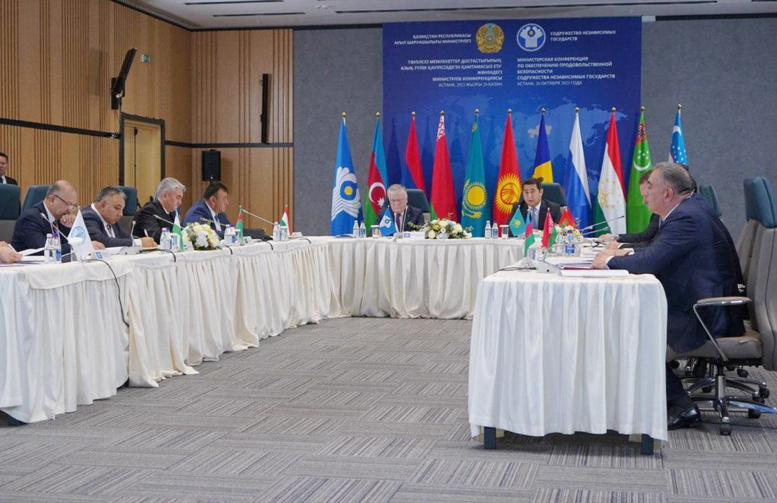 Nazir müavini Qazaxıstanda ərzaq təhlükəsizliyi üzrə beynəlxalq tədbirdə iştirak etdi (FOTO)