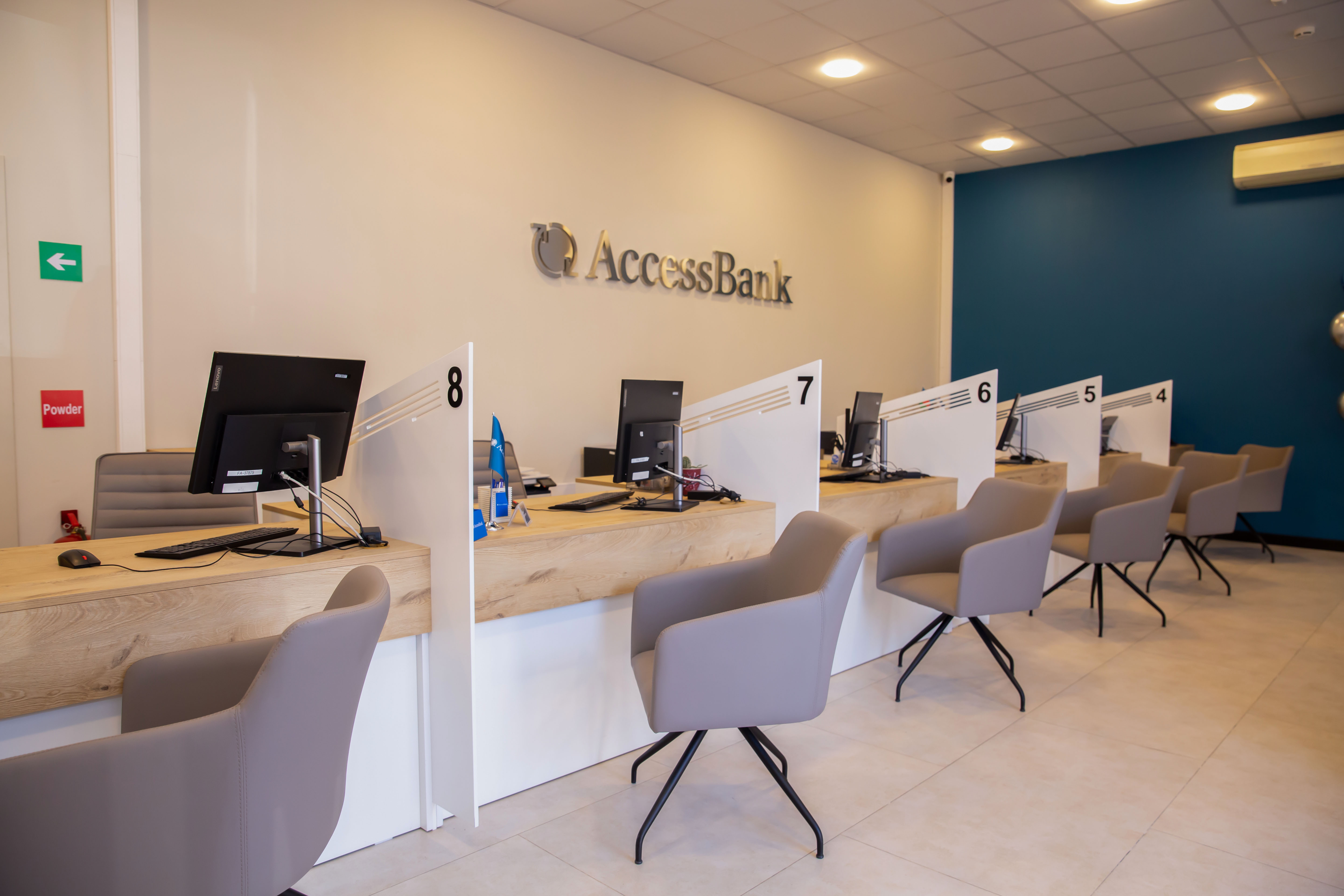 AccessBank yeni konseptli növbəti filialını təqdim etdi (FOTO)