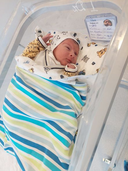 Zəfər Gününün ilk körpəsi Zəfər (FOTO)