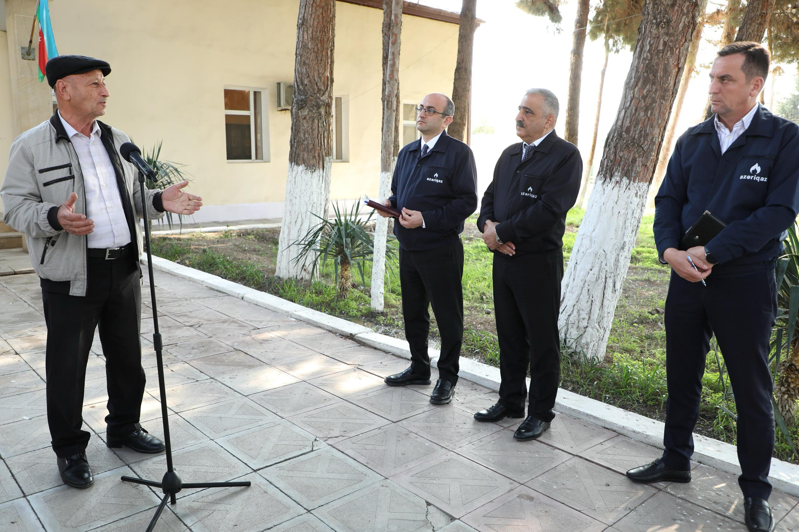 Sahibkarların "qeyri-standart" istəkləri "Açıq mikrofon"da