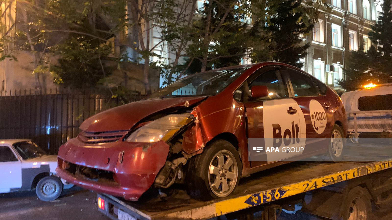 Bakıda qəzaya uğrayan "Ferrari”nin sahibi kimdir? (FOTO/VİDEO)