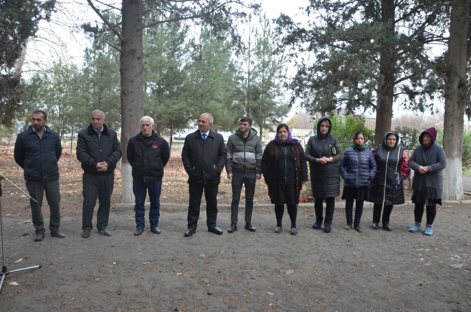 Sarov kənd sakinlərinin müraciətləri “Açıq mikrofon”da (FOTO)