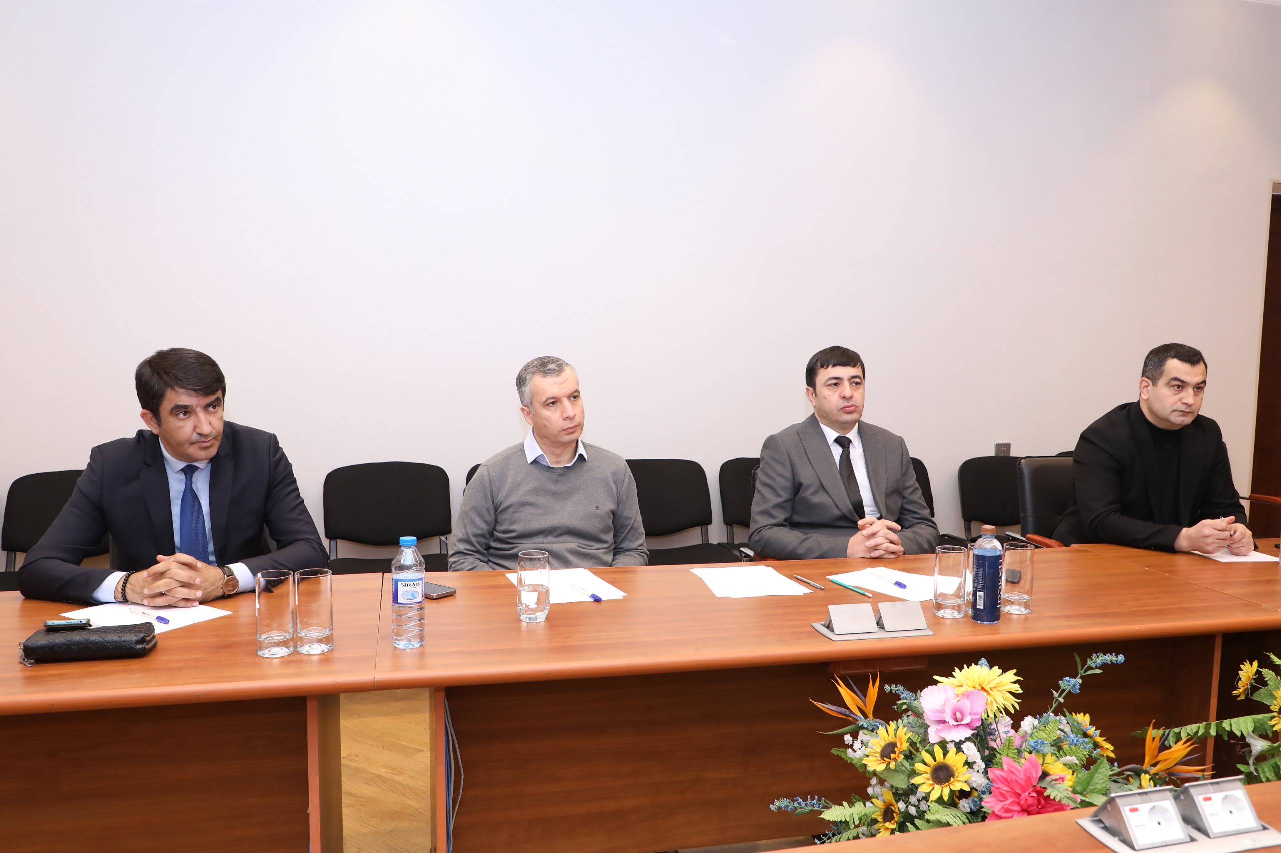 "Azəriqaz" yanında yeni yaradılan İctimai Şuranın ilk iclası keçirildi (FOTO)