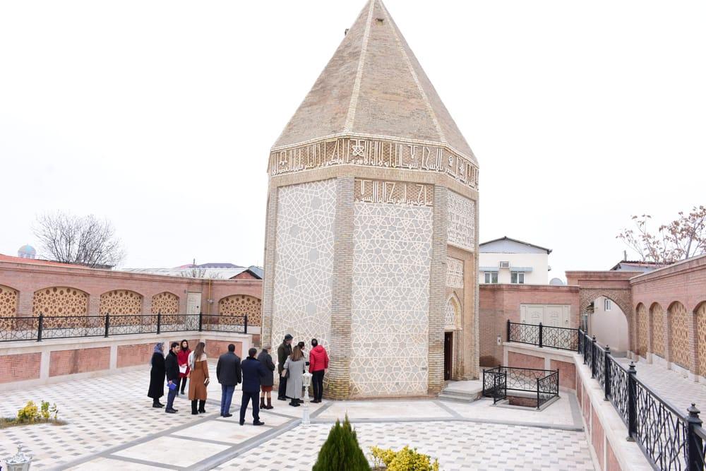 Naxçıvan abidələrinin bərpasında nöqsanlara yol verilib (FOTO)
