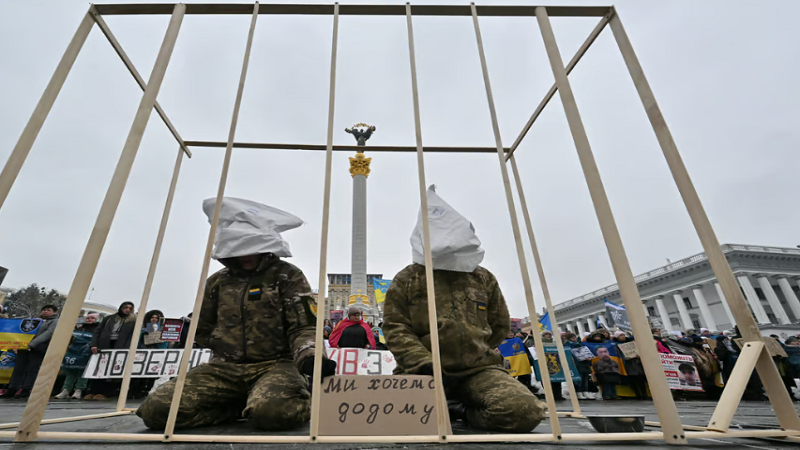 Rusiya əsirlərdən Ukraynaya qarşı siyasi silah kimi istifadə edir - 