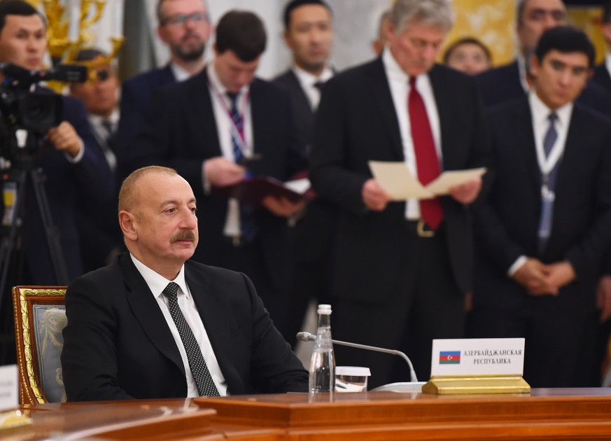İlham Əliyev MDB dövlət başçılarının qeyri-rəsmi görüşündə iştirak etdi İlham Əliyev MDB dövlət başçılarının qeyri-rəsmi görüşündə iştirak etdi