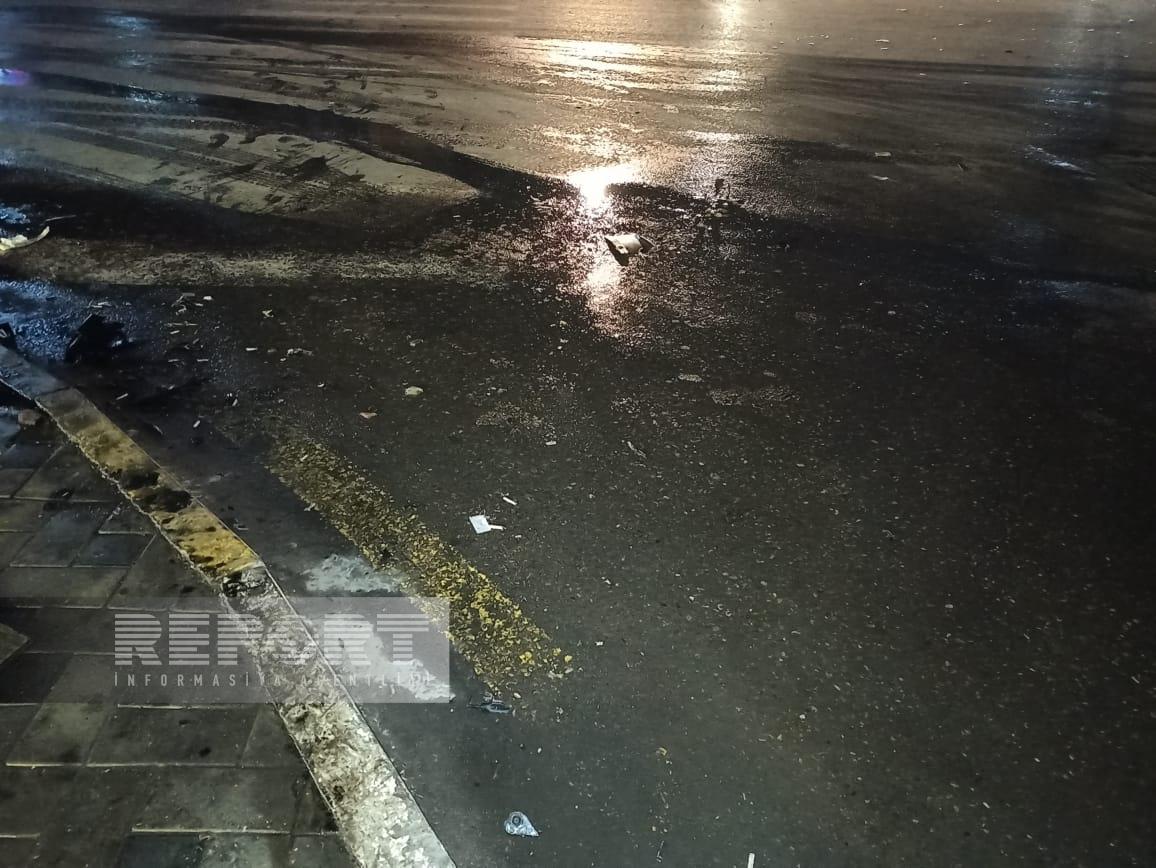 Azərbaycanda dəhşətli qəza: Polis öldü, xəsarət alanlar var (FOTO)
