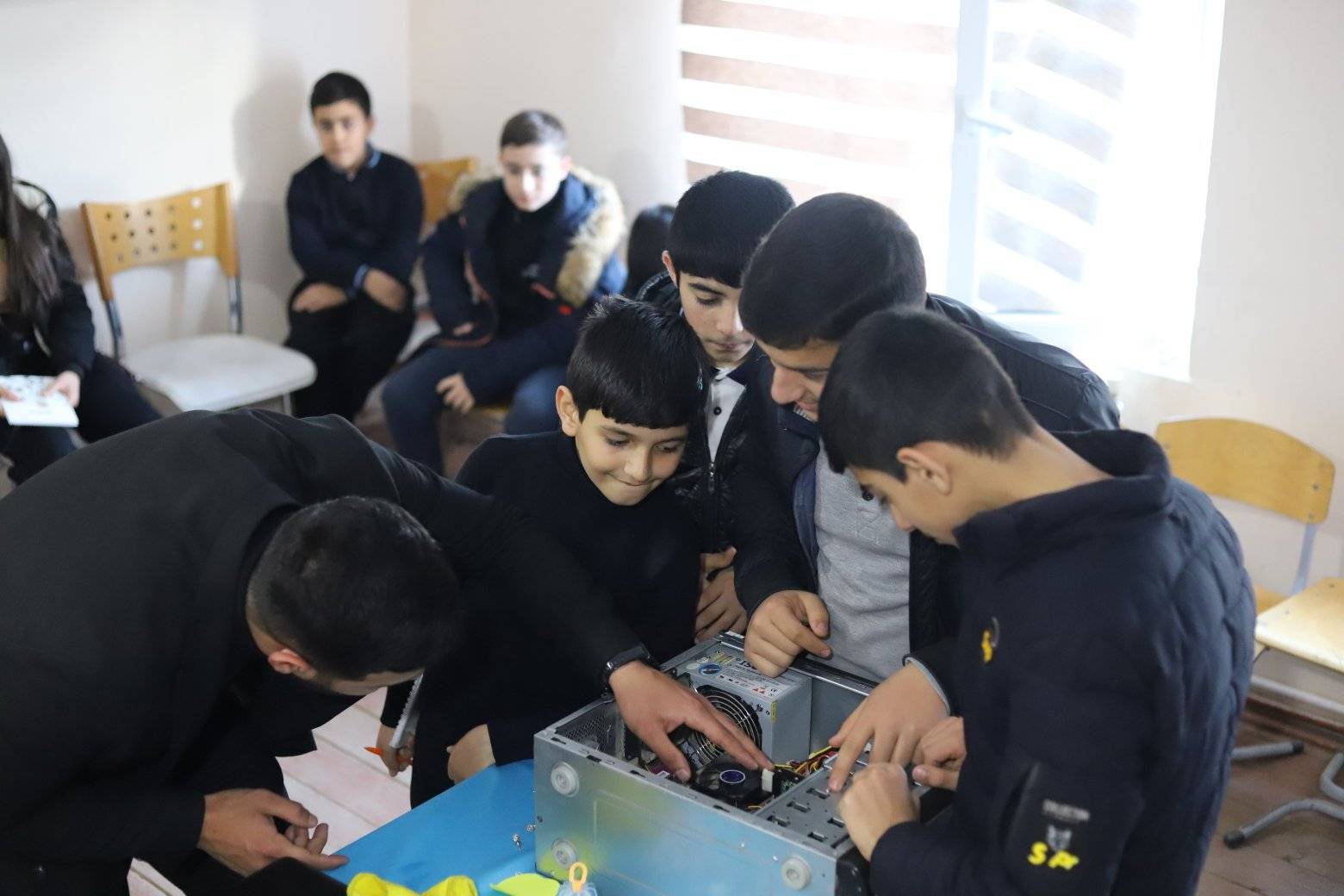 Qarabağ kəndinin şagirdlərinin kiberhücumlardan qorunması gücləndirilir