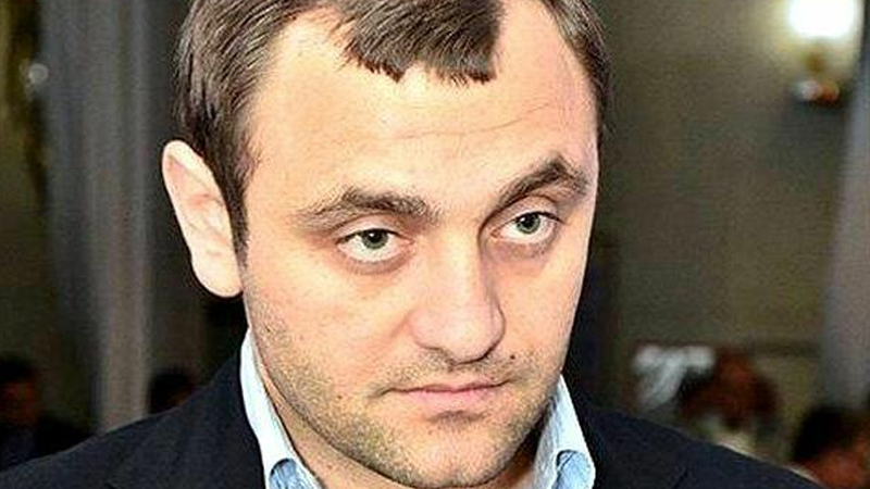 Ukraynanın axtardığı erməni kriminolitet donetskli uşaqlar üçün Moskvada əyləncə təşkil etdi