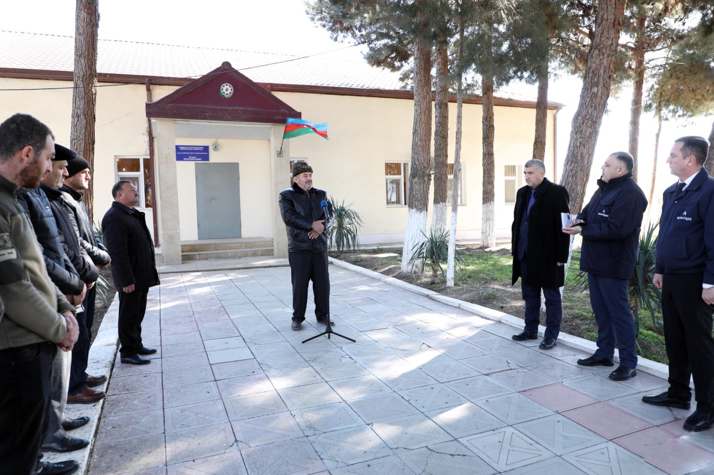 "Səyyar qəbul otağı" bu dəfə Hacıqəhrəmanlı qəsəbə sahibkarları üçün təşkil olundu (FOTOLAR)