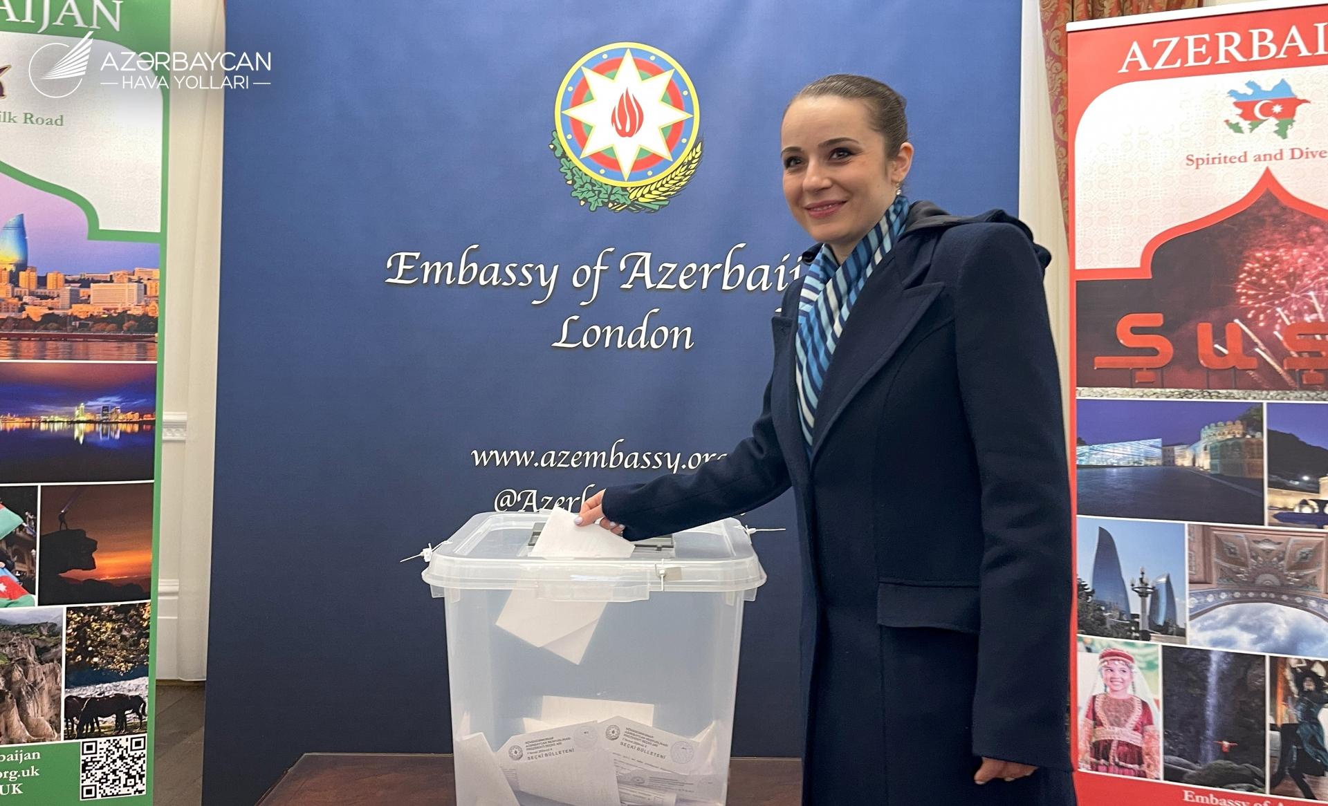 AZAL-ın xaricdə olan əməkdaşları seçkilərdə iştirak edirlər