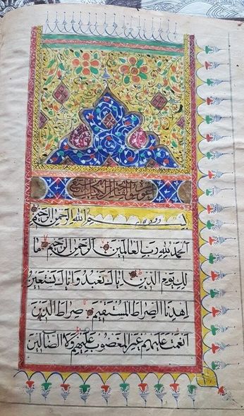 Azərbaycanda 100 min manata Qurani-Kərim kitabı satılır (FOTO)
