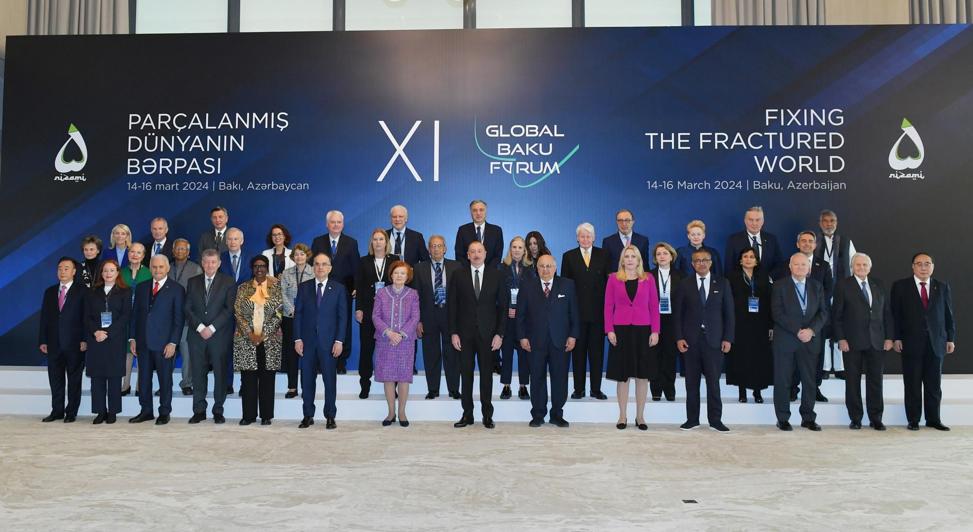 Prezident XI Qlobal Bakı Forumunda çıxış edib (YENİLƏNİB)