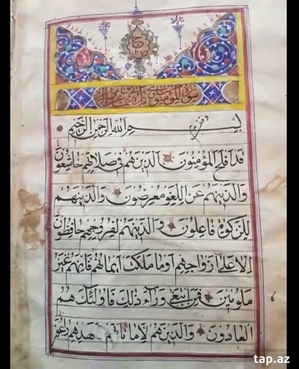 Azərbaycanda 100 minə Qurani-Kərim kitabı satılır (FOTOLAR)
