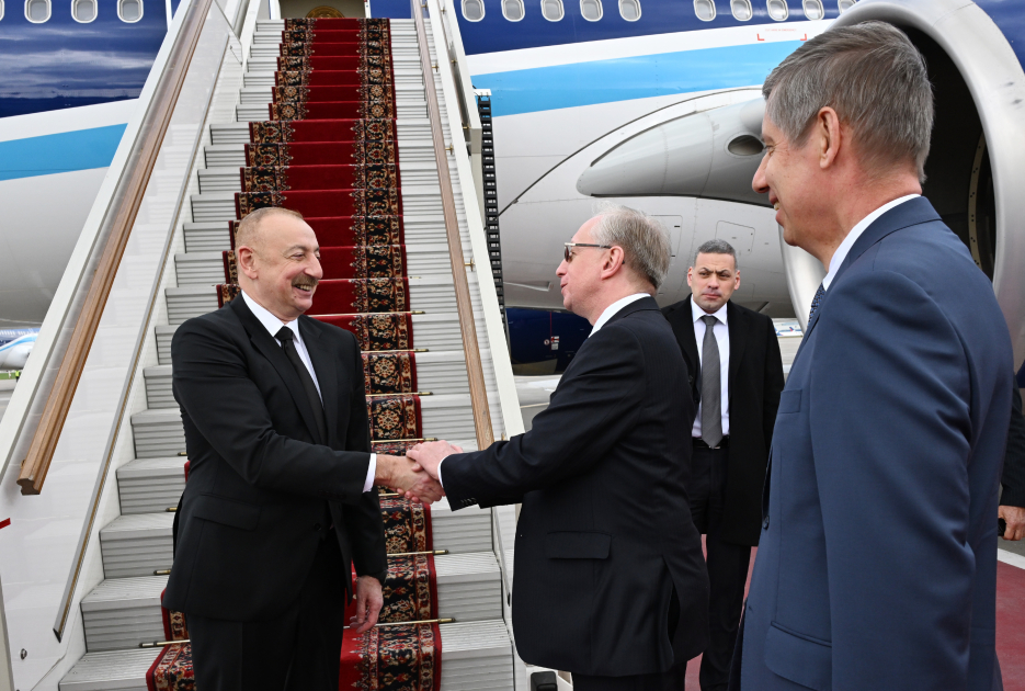 Prezident Rusiyada səfərdədir (FOTO)