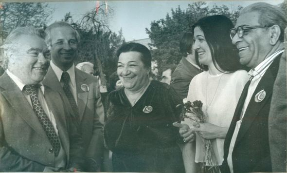 Nəsibə Zeynalovanın heç yerdə görmədiyiniz fotoları