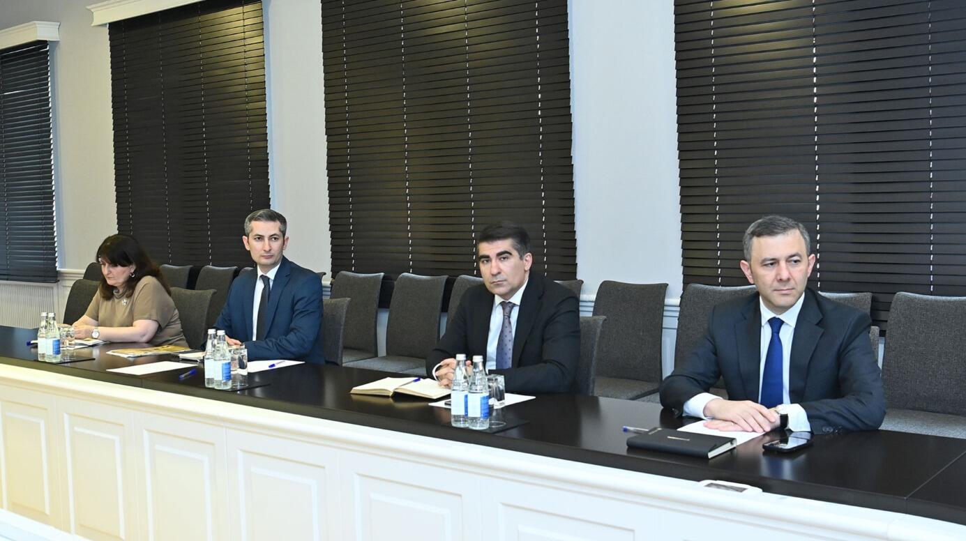 Qarabağ Universitetinin rektoru kollektivə təqdim olundu (FOTO)