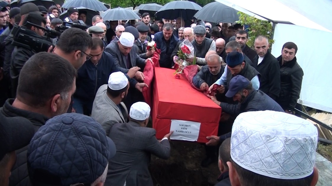 30 ildən sonra nəşi tapılan daha bir şəhidimiz dəfn edildi (FOTOLAR)