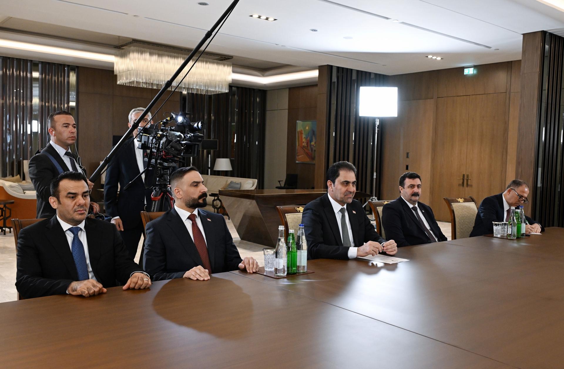 Prezident İraq Parlamentinin sədrini qəbul etdi (YENİLƏNİB)