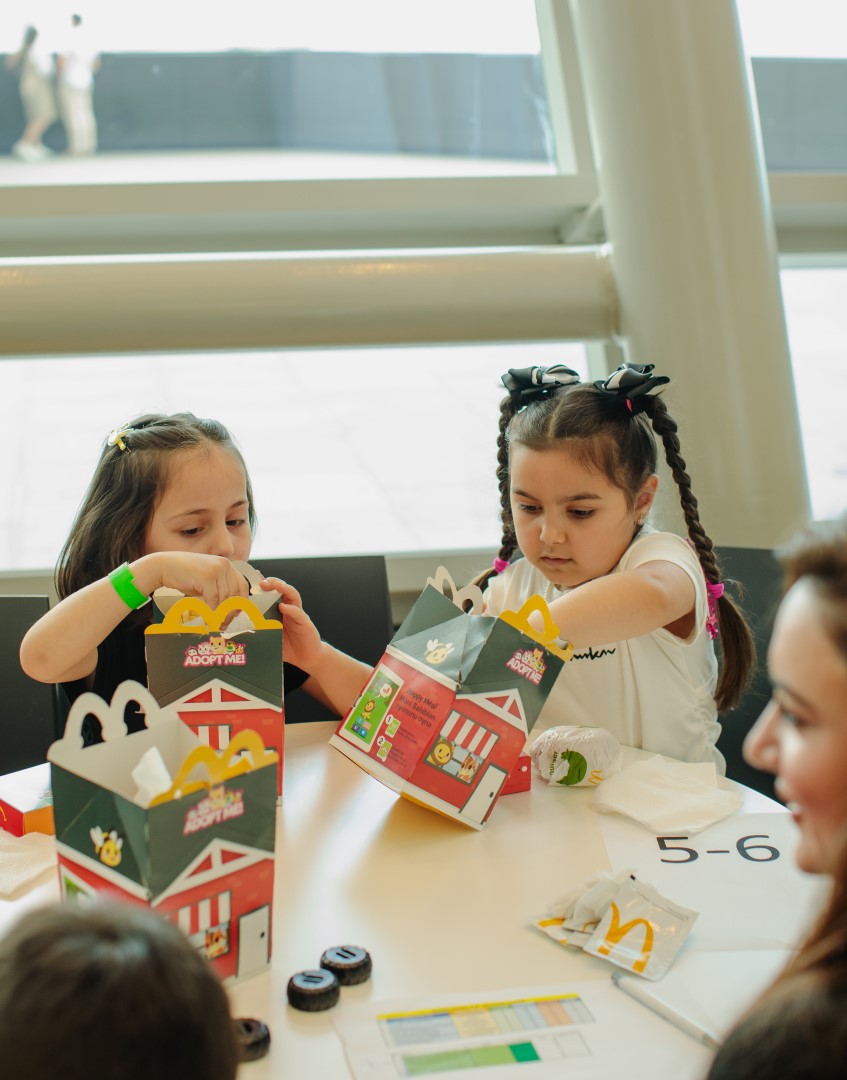“McDonald’s Azərbaycan” və DSMF şəhid övladları üçün tədbir təşkil ediblər - FOTO/VİDEO
