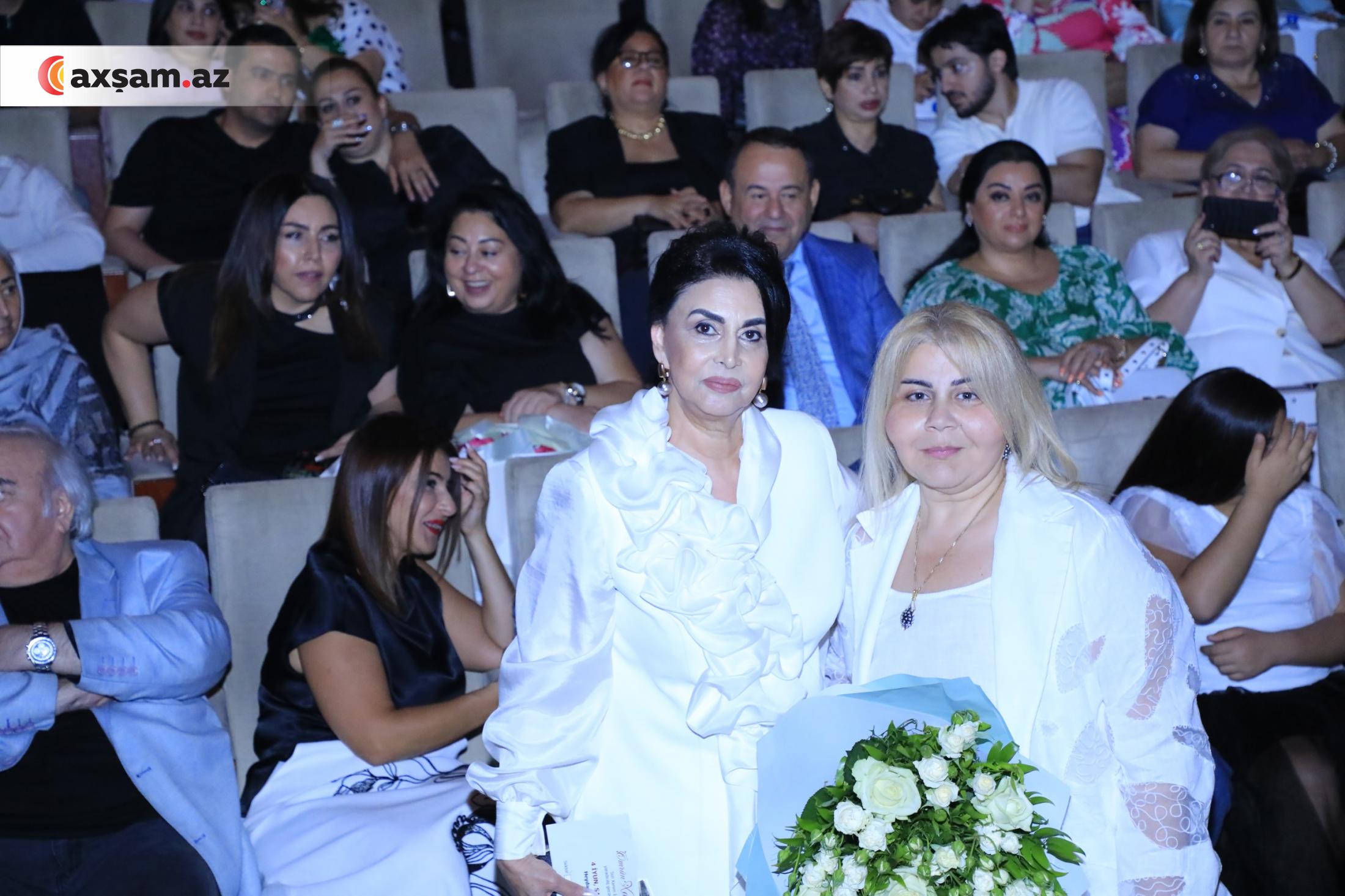 Xanım İsmayılqızının gecəsinə yığışdılar (FOTOLAR)